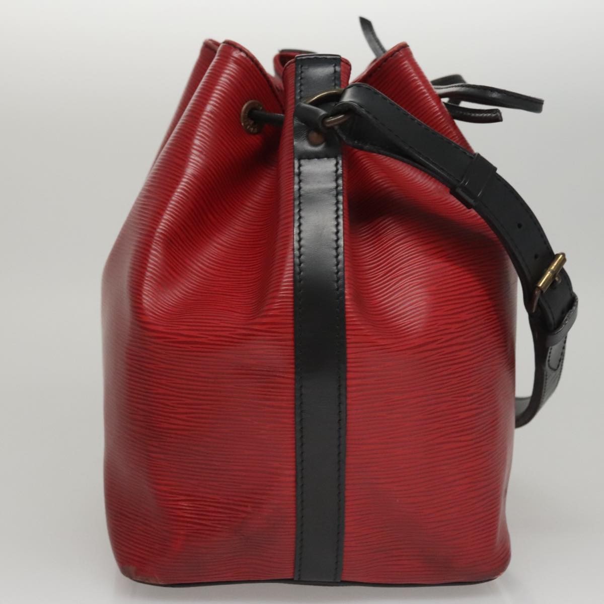 Louis Vuitton Petit Noe Handbag Epi Leather, RED, LEATHER, Shoulder bag
