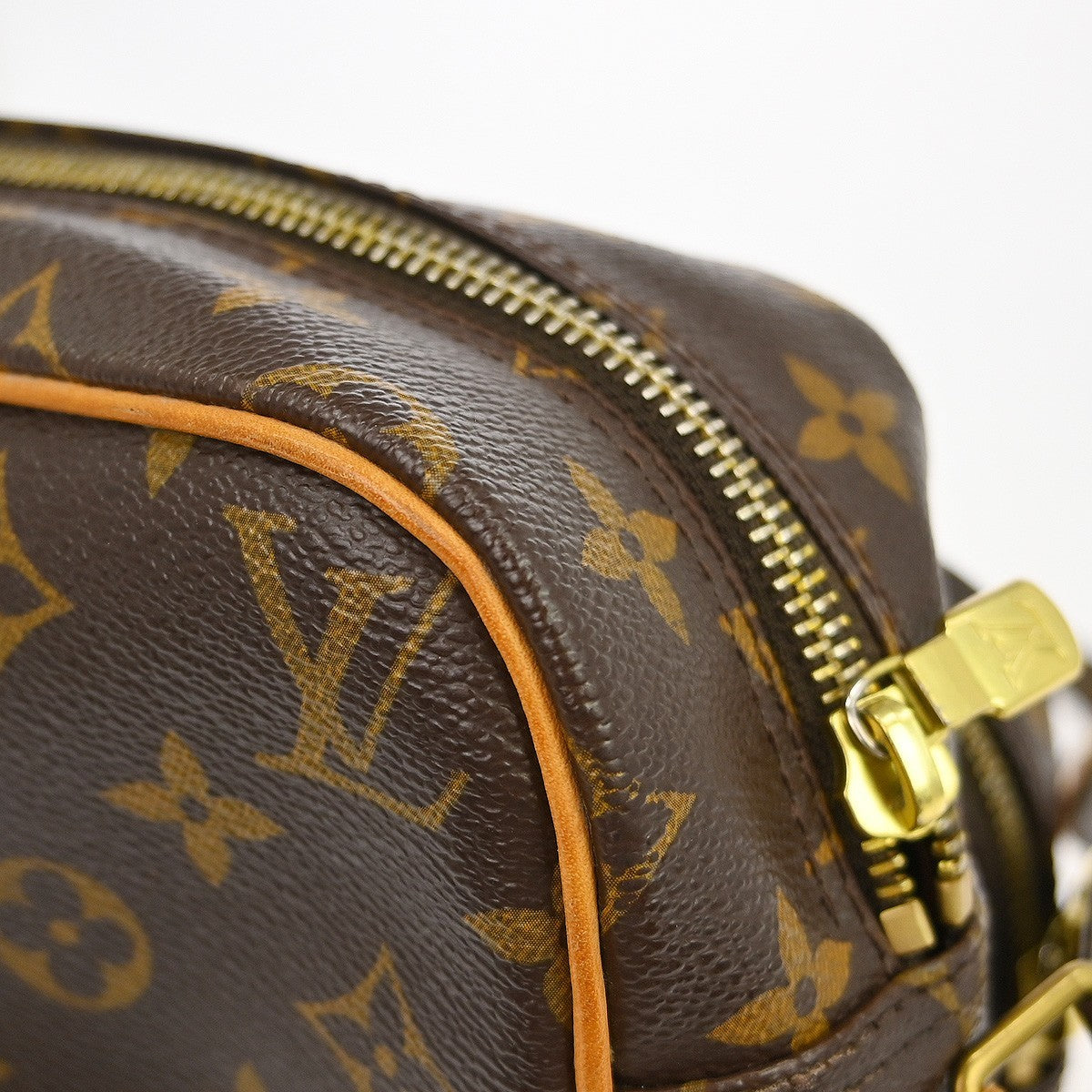 Louis Vuitton Nil Messenger Bag Monogram Canvas, Brown, Canvas, Shoulder Bag