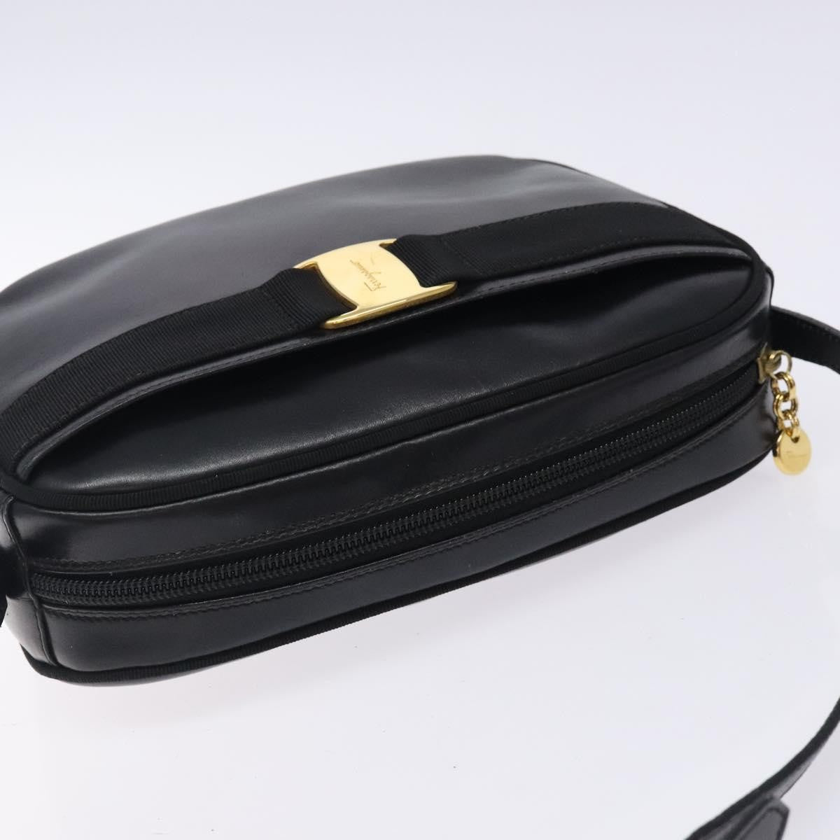 Salvatore Ferragamo Vala Shoulder Bag Leather, BLACK, LEATHER, Shoulder bag