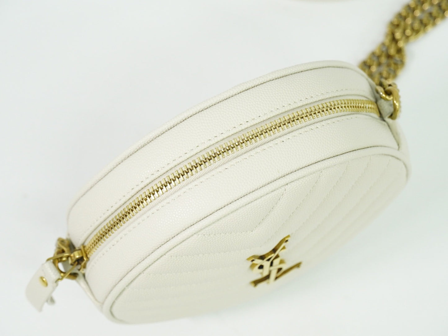 Saint Laurent Vinyle Round Camera Bag Matelasse Chevron Leather, WHITE, LEATHER, Crossbody bag