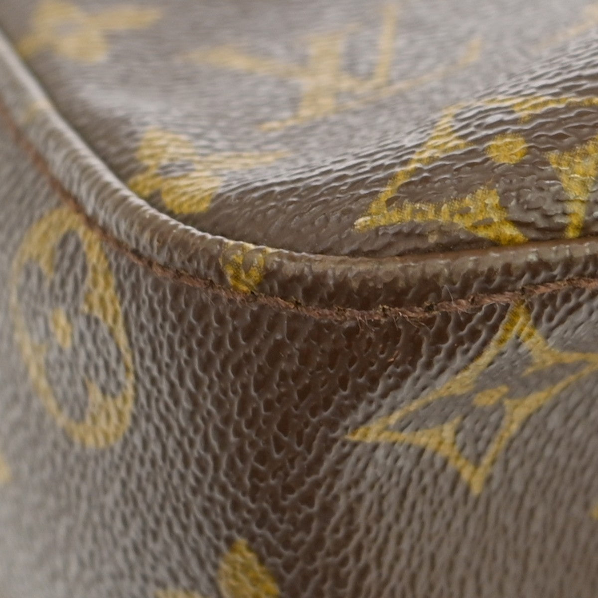 Louis Vuitton Monogram Looping Handbag Monogram Canvas, Brown, Canvas, Shoulder Bag