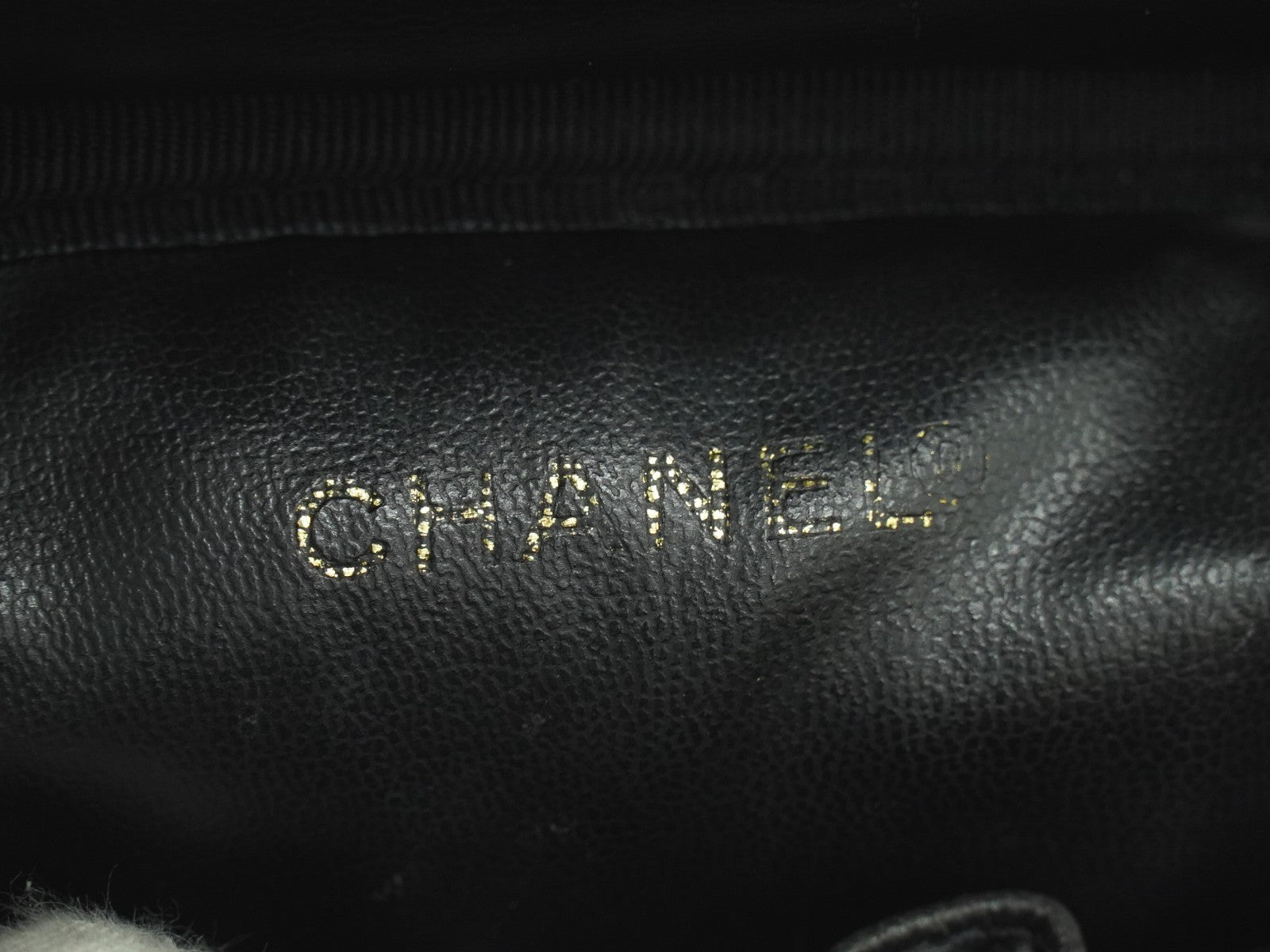 Chanel Vintage Timeless Cosmetic Case Caviar, BLACK, LEATHER, Toiletry Case