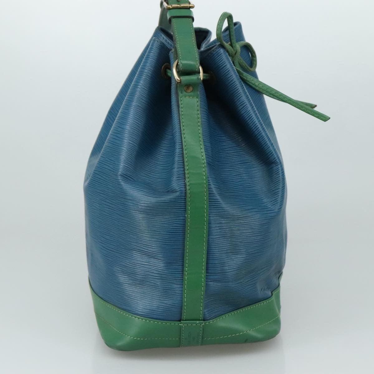Louis Vuitton Bicolor Noe Handbag Epi Leather, BLUE, LEATHER, Shoulder bag
