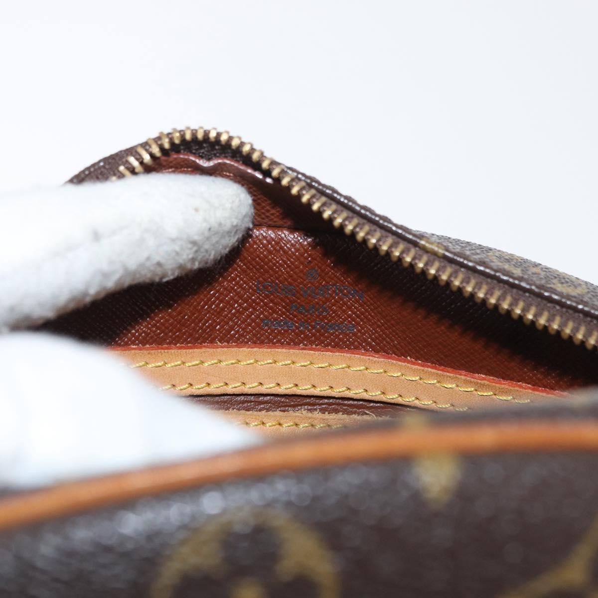 Louis Vuitton Blois Handbag Monogram Canvas, Brown, Canvas, Shoulder Bag