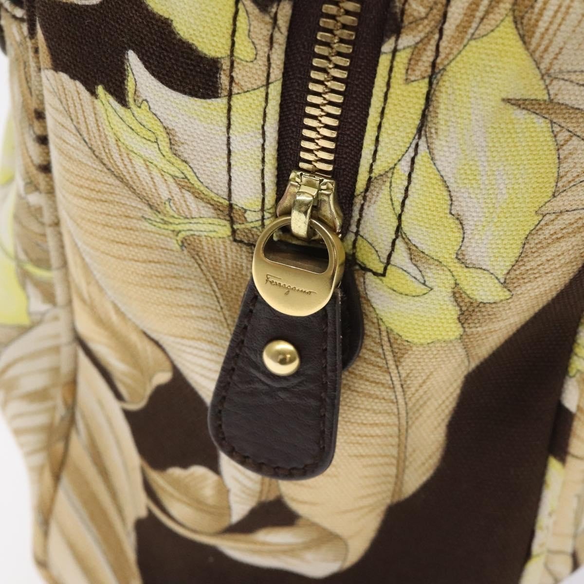 Salvatore Ferragamo Gancini Shoulder Bag - Brandsamsara