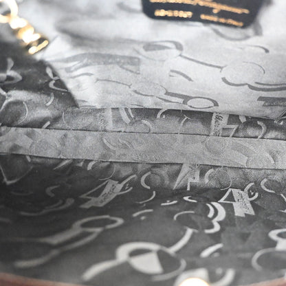 Salvatore Ferragamo Gancini Shoulder Bag - Brandsamsara