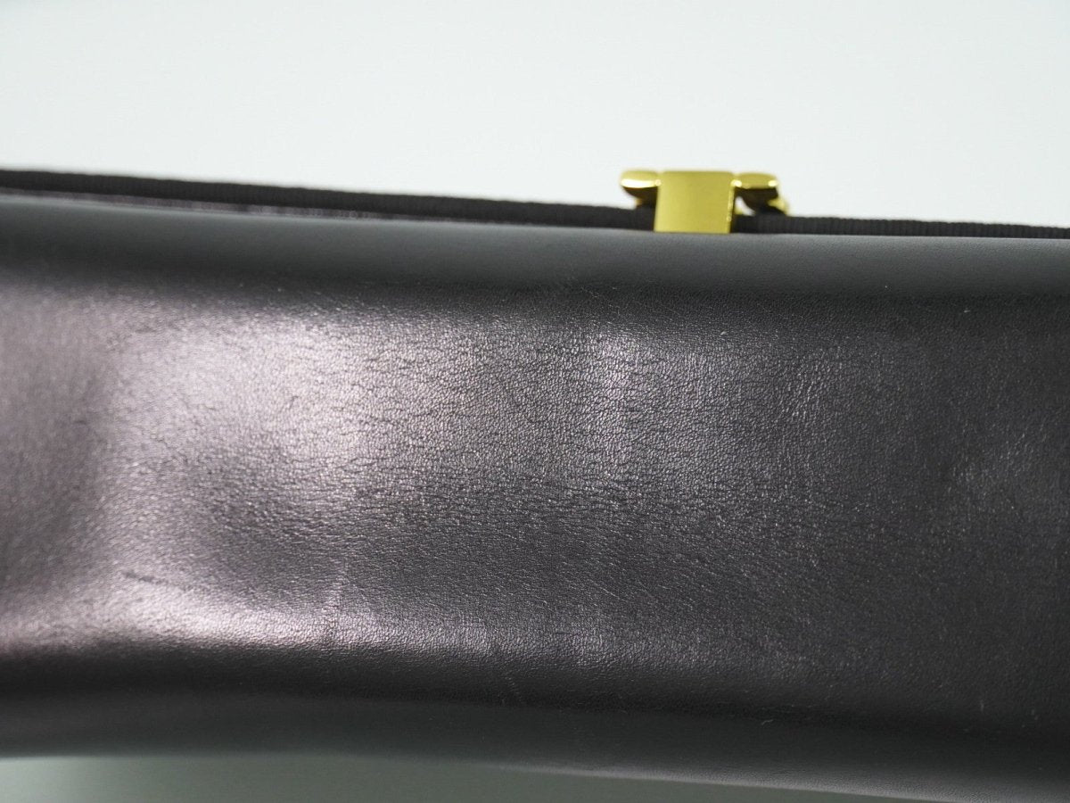 Salvatore Ferragamo Gancini Shoulder Bag - Brandsamsara