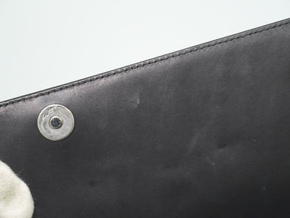 Salvatore Ferragamo Gancini Shoulder Bag - Brandsamsara