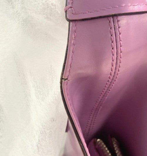 Salvatore Ferragamo Gancini Shoulder Bag - Brandsamsara