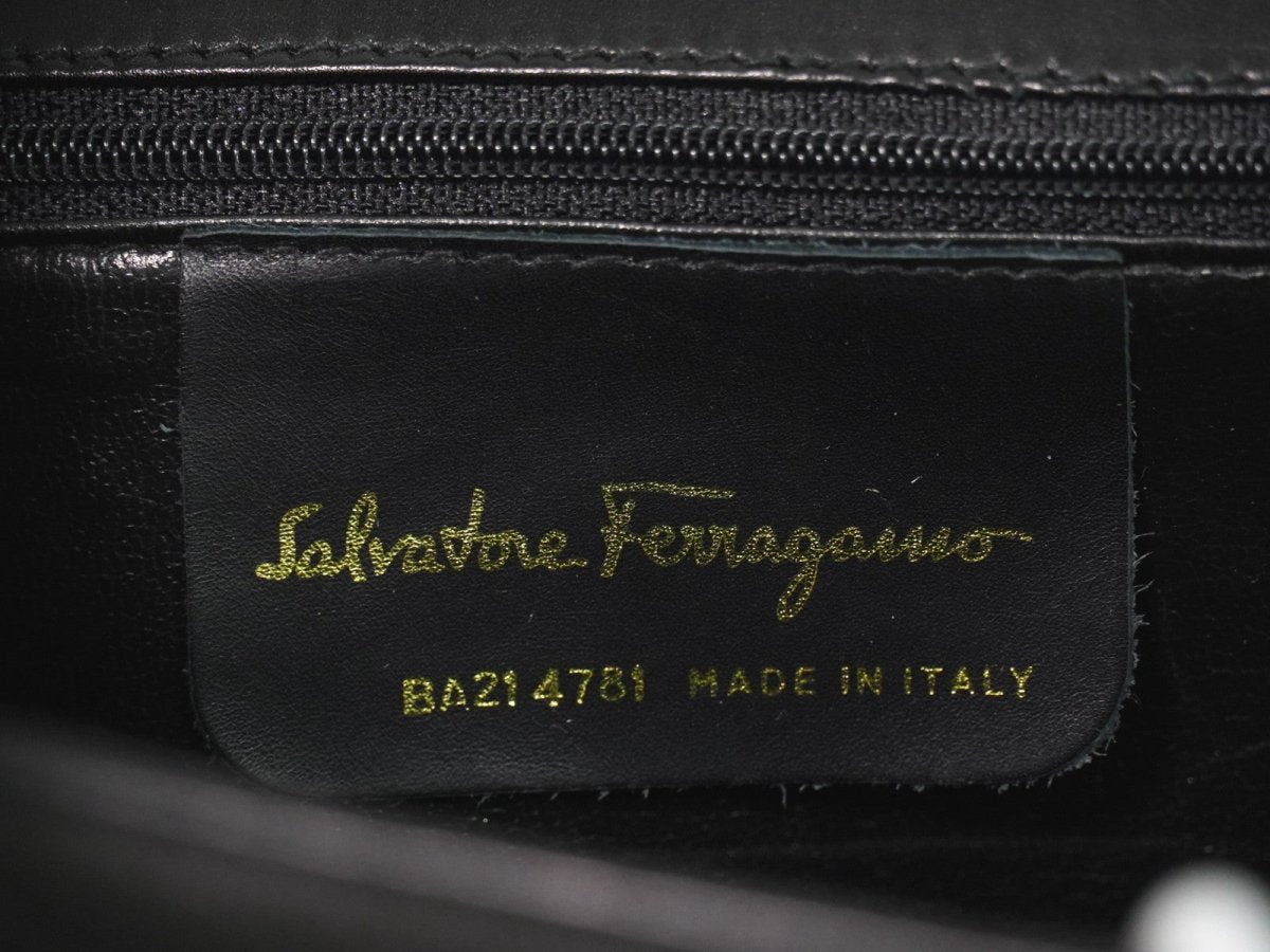Salvatore Ferragamo Gancini Shoulder Bag - Brandsamsara