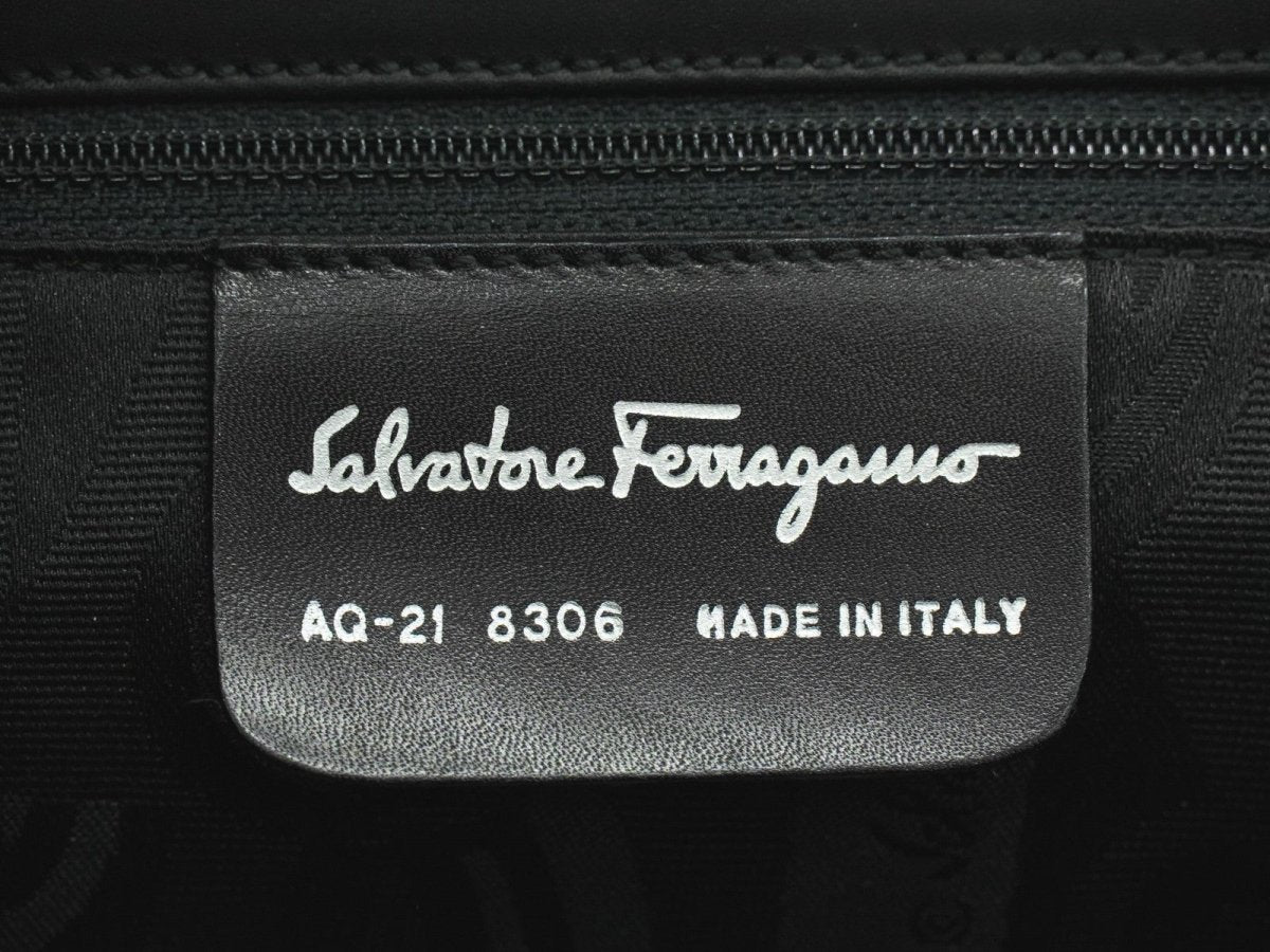 Salvatore Ferragamo Gancini Shoulder Bag - Brandsamsara