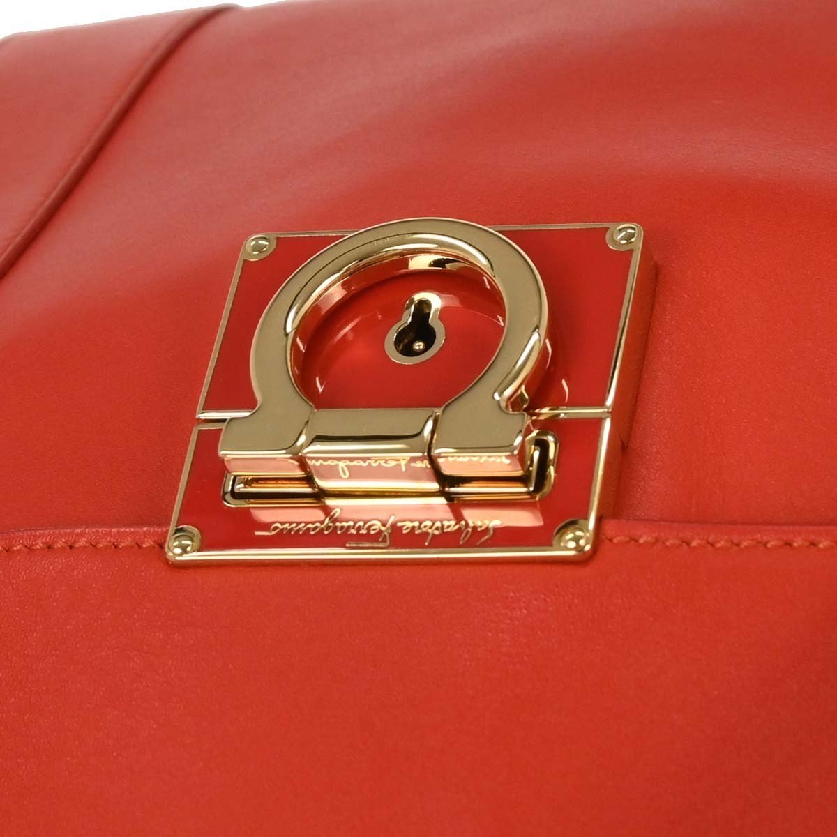 Salvatore Ferragamo Sookie Satchel - Brandsamsara