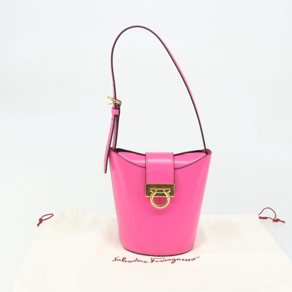 Salvatore Ferragamo Trifolio - Brandsamsara