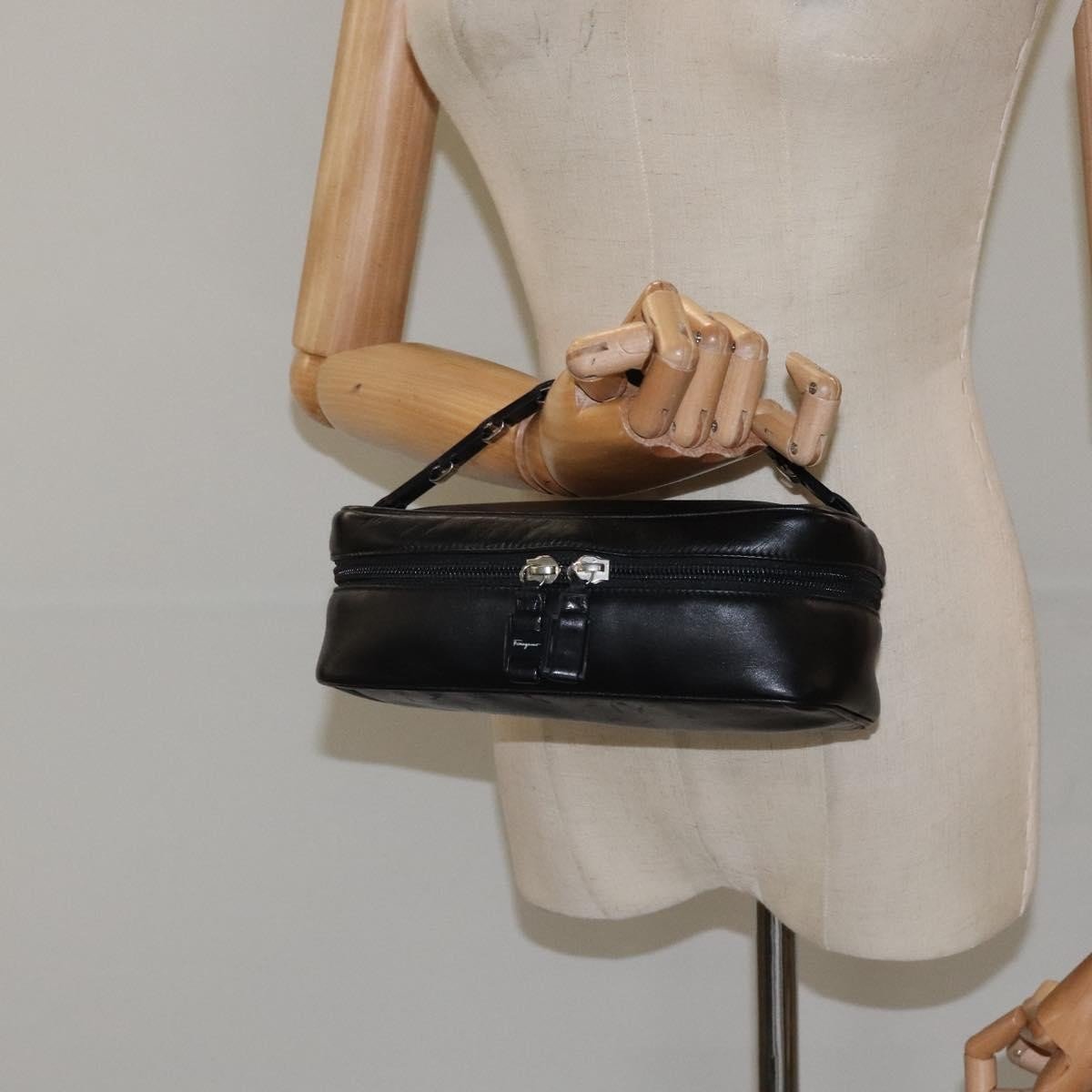 Salvatore Ferragamo Vala Clutch bag - Brandsamsara