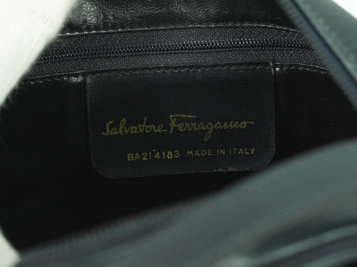 Salvatore Ferragamo Vala Shoulder Bag - Brandsamsara