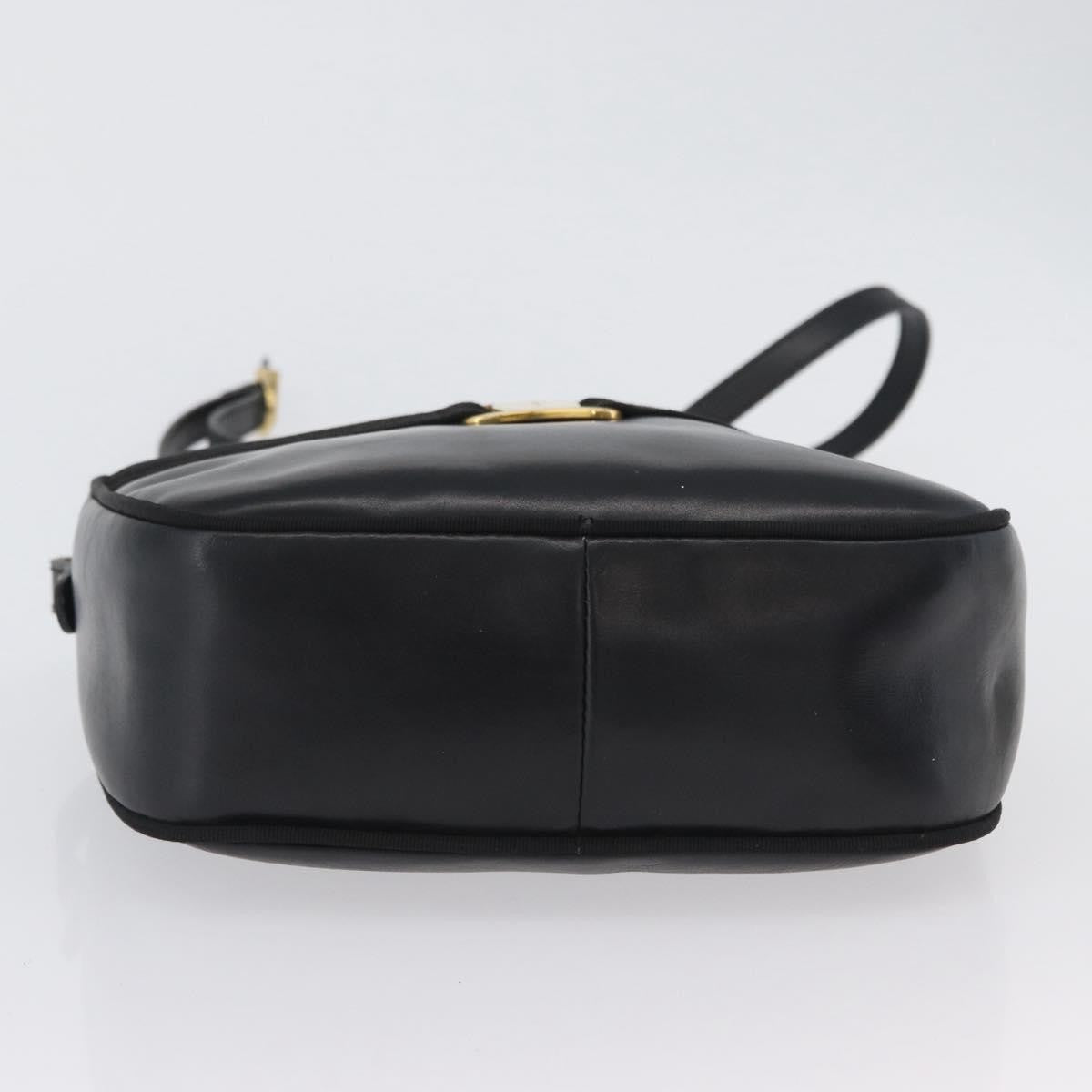 Salvatore Ferragamo Vara Bow camera Shoulder Bag - Brandsamsara