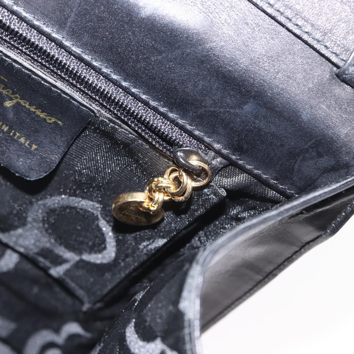 Salvatore Ferragamo Vara Handbag - Brandsamsara