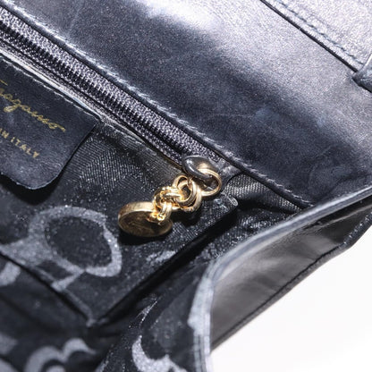 Salvatore Ferragamo Vara Handbag - Brandsamsara