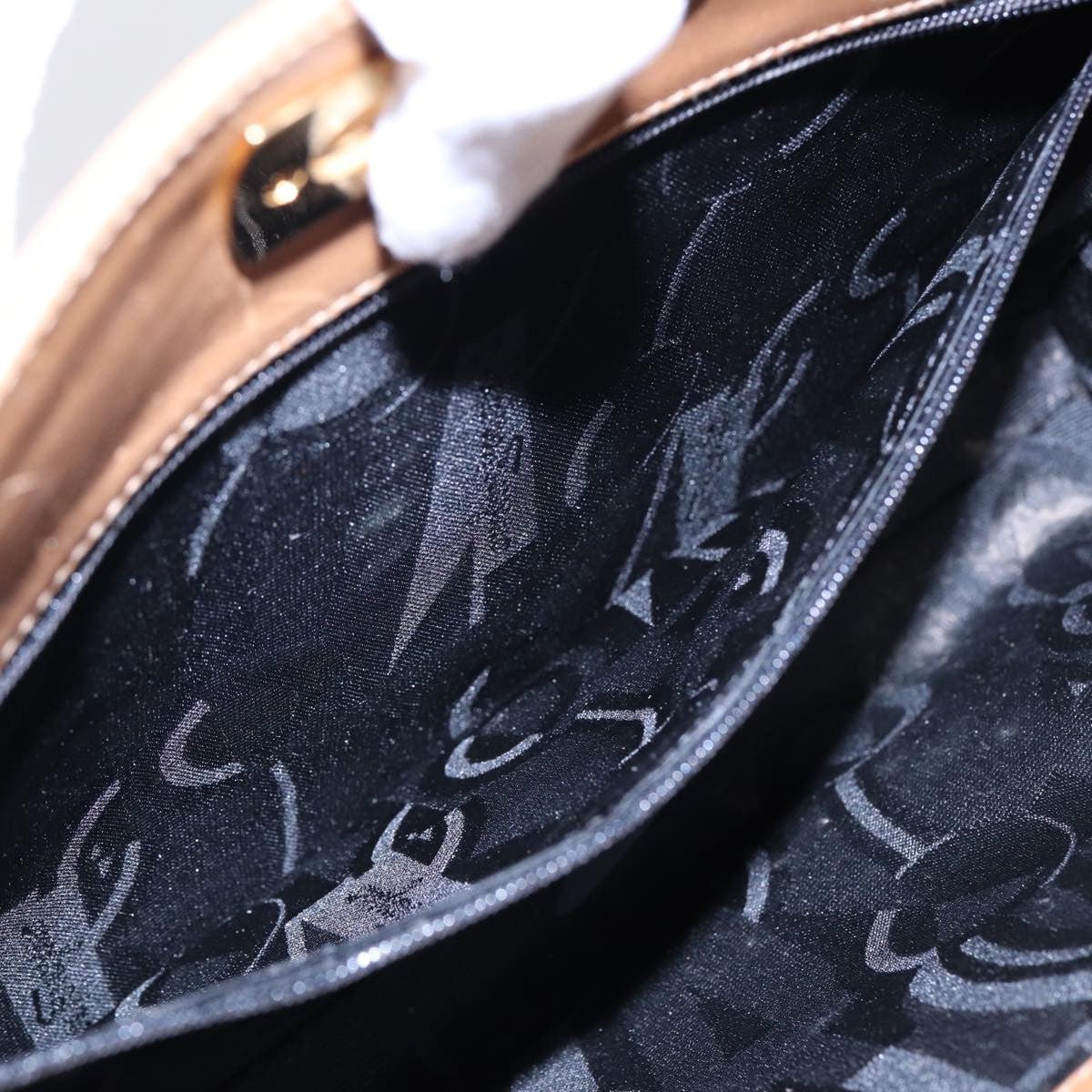 Salvatore Ferragamo Vintage Gancini Chain Shoulder Bag - Brandsamsara