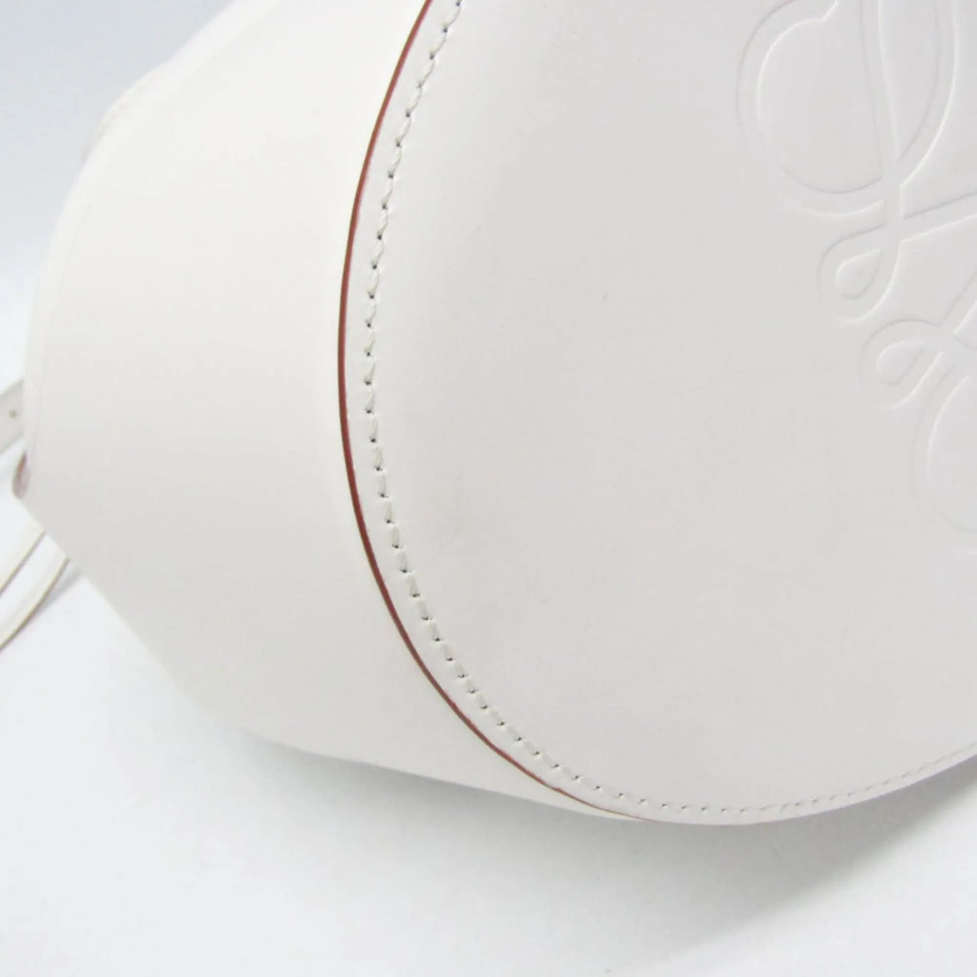Loewe Balloon Bucket Leather, White, Leather, Handbag