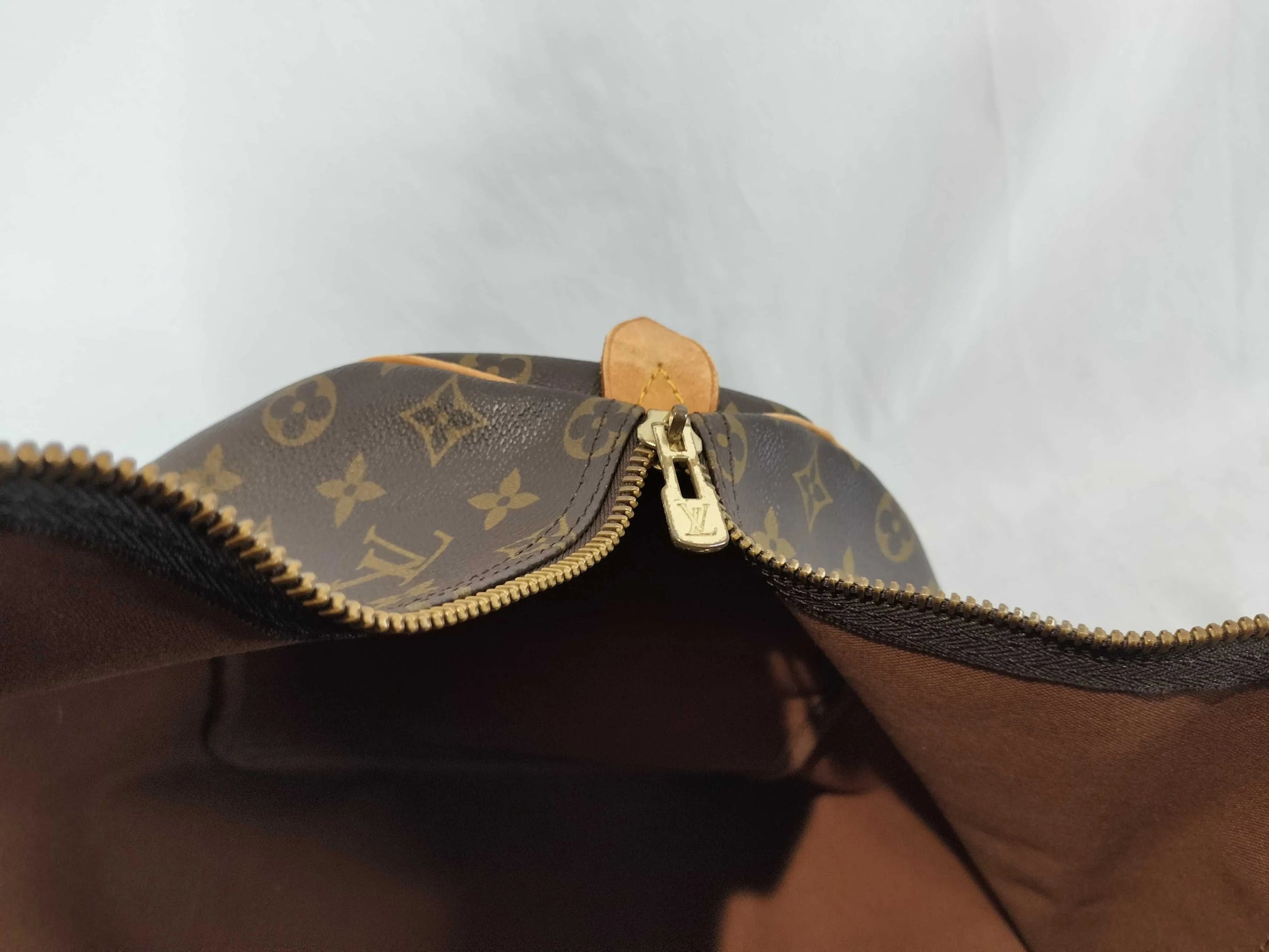 Louis Vuitton Keepall Monogram Canvas, Beige, Canvas, Travel Bag
