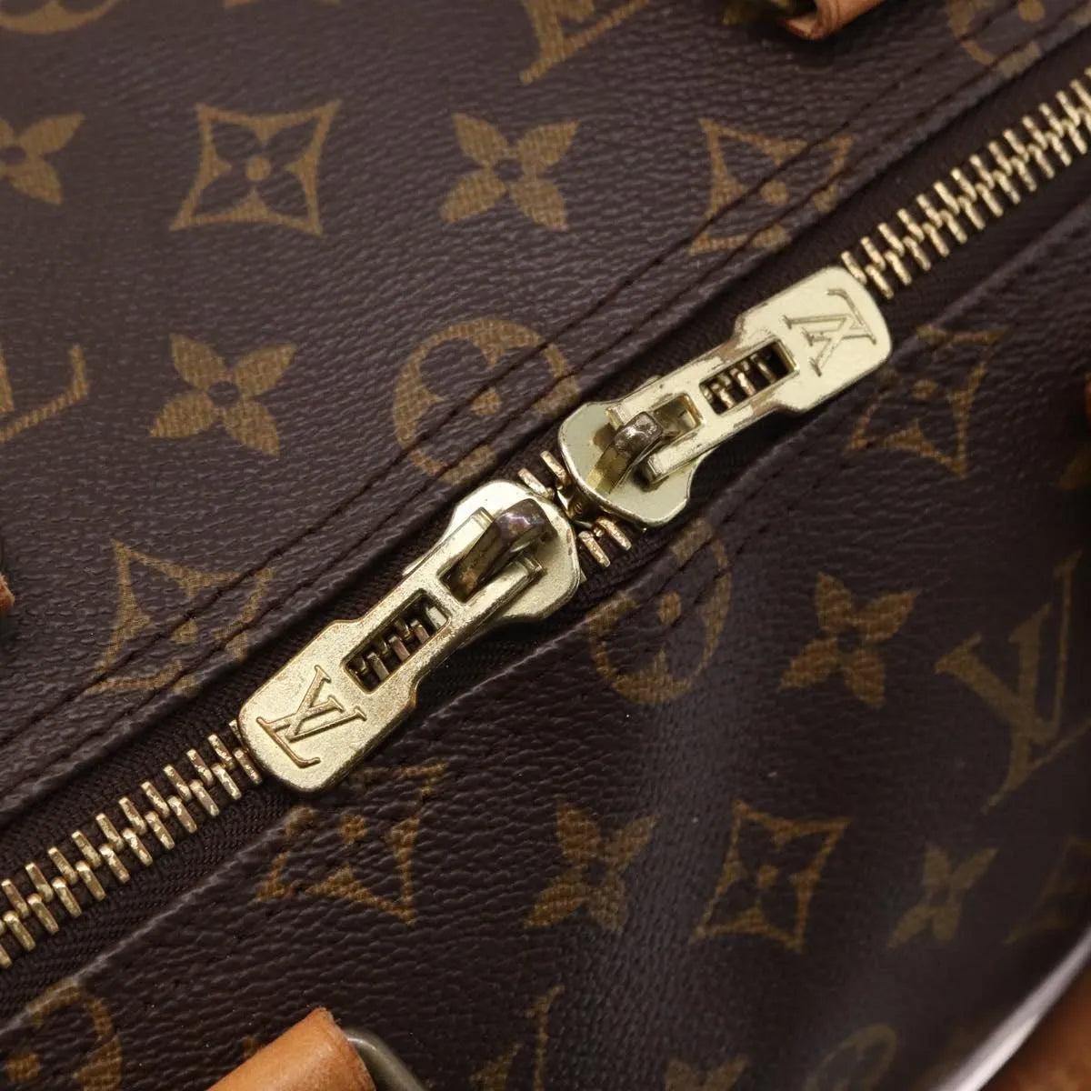 Louis Vuitton Keepall Bandoulière Monogram, Brown, Canvas, Travel Bag