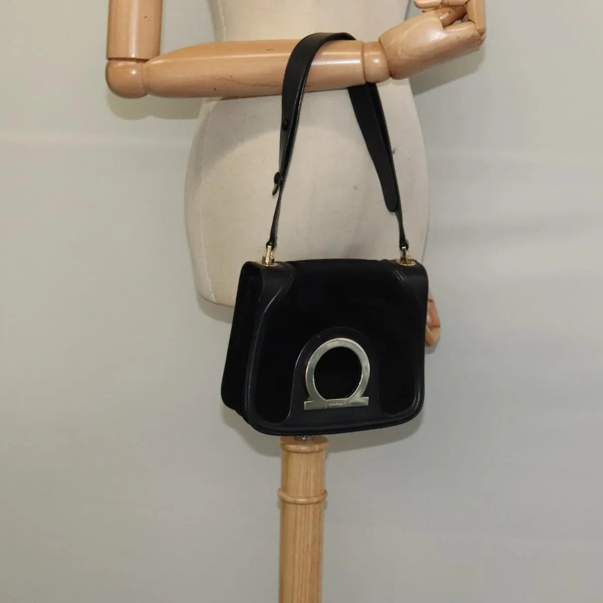 Salvatore Ferragamo Gancini Suede, Black, Suede, Shoulder Bag