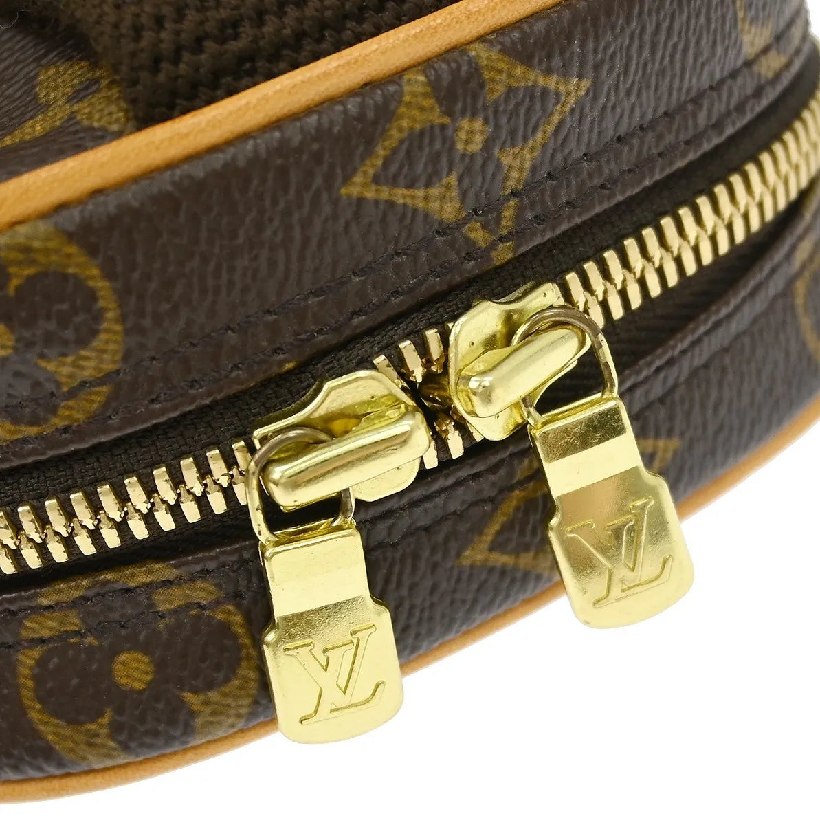 Louis Vuitton Pochette Gange Monogram Canvas, Brown, Canvas, Clutch