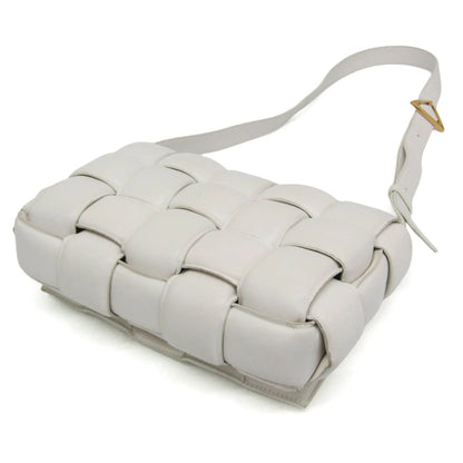 Bottega Veneta Cassette Chain Padded Maxi Intrecciato Leather, White, Leather, Shoulder Bag