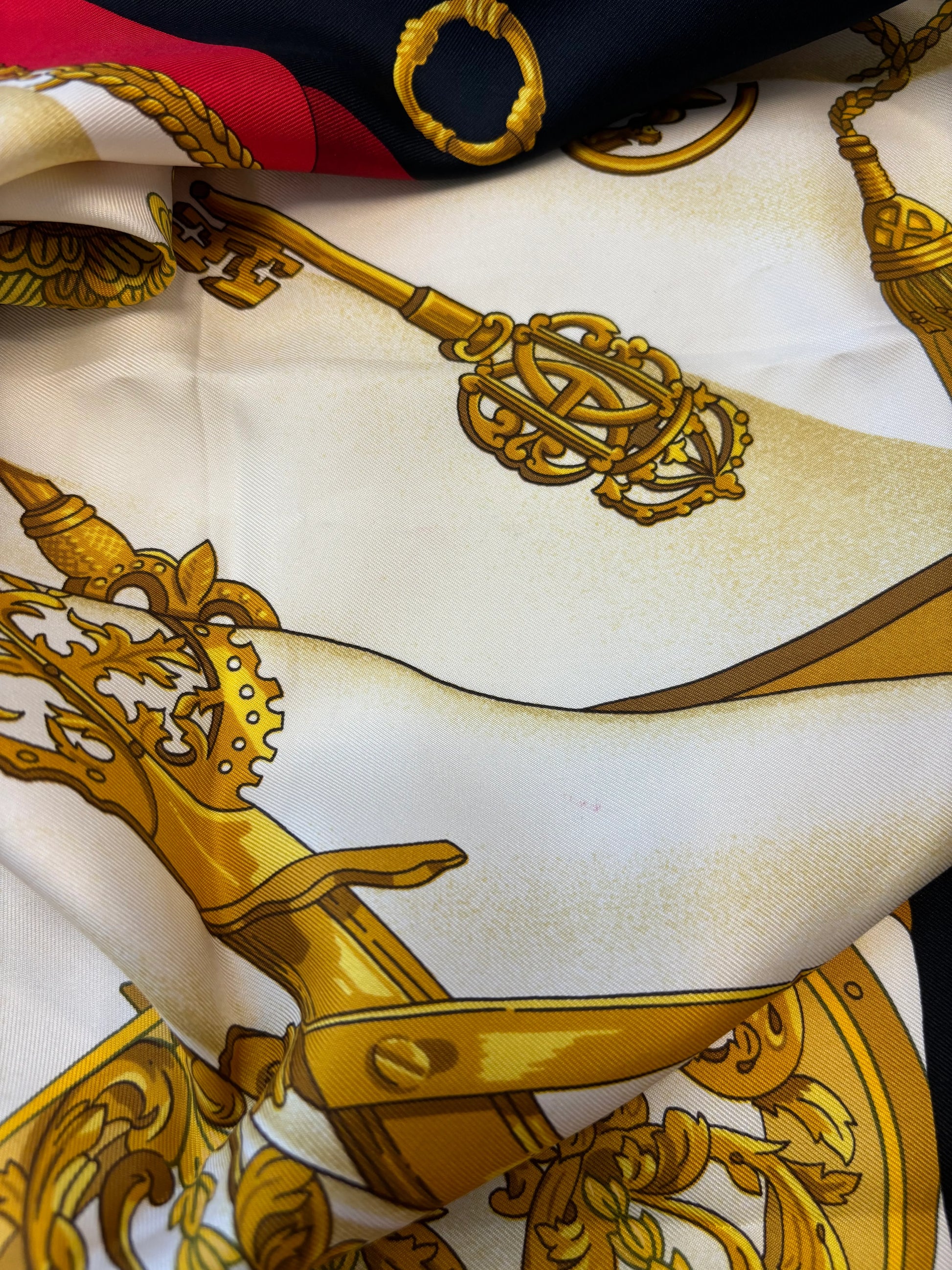 Hermes Carré 90 Silk multicolor, Multicolour, Silk, Scarf