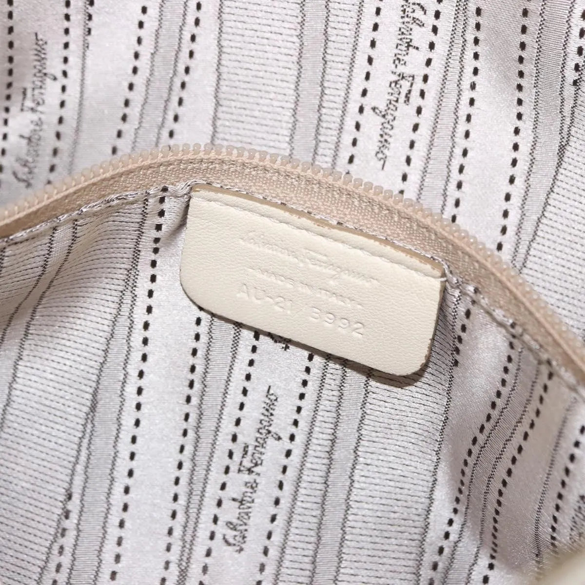 Salvatore Ferragamo Betulla Chain Tote Leather, White, Leather, Handbag