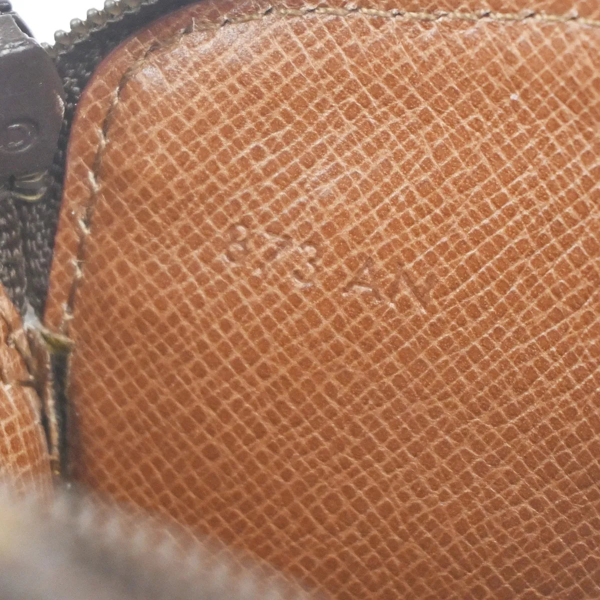 Louis Vuitton Pochette Secret Monogram canvas, Brown, Canvas, Clutch