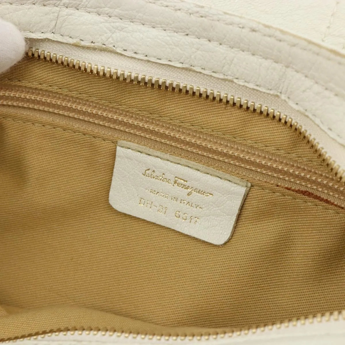 Salvatore Ferragamo Gancini Leather, White, Leather, Handbag