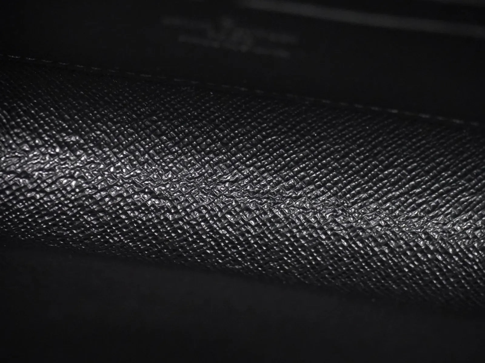 Louis Vuitton Twist Chain Limited Edition World Tour Epi Leather, Black, Leather, Shoulder Bag
