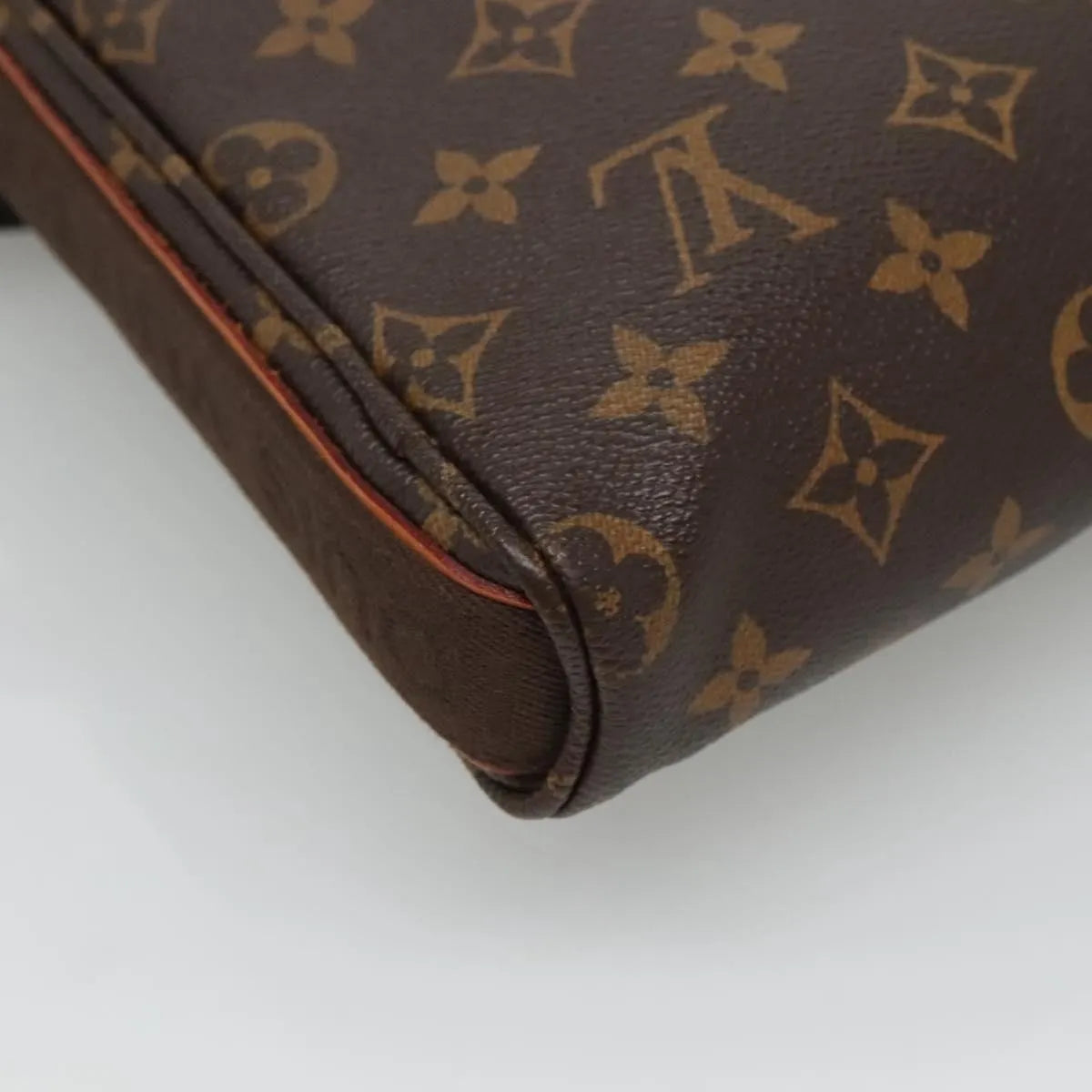 Louis Vuitton Trotteur Beaubourg Monogram Canvas, Brown, Canvas, Shoulder Bag