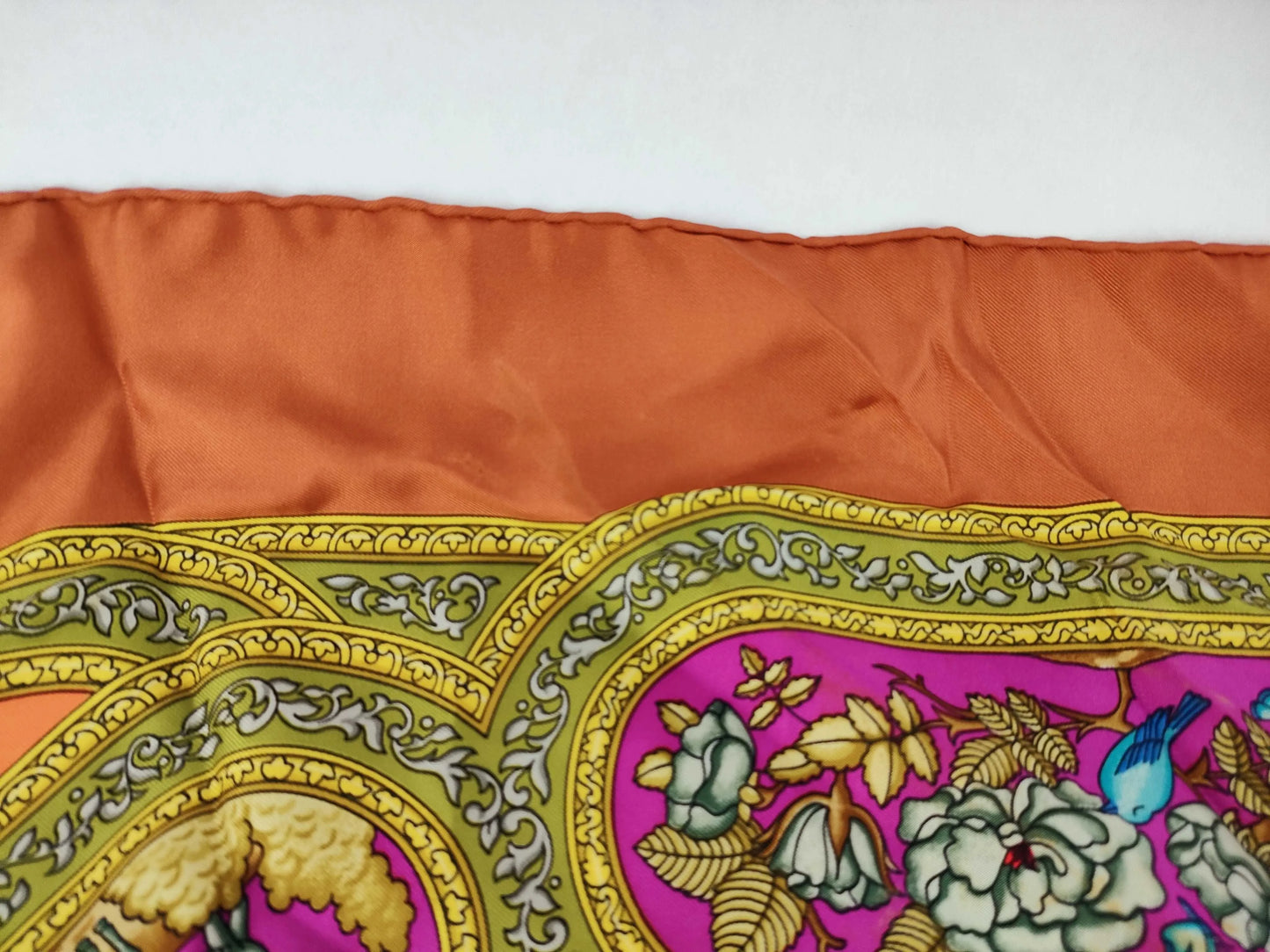Hermes Carré 90 Silk multicolor, Multicolour, Silk, Scarf