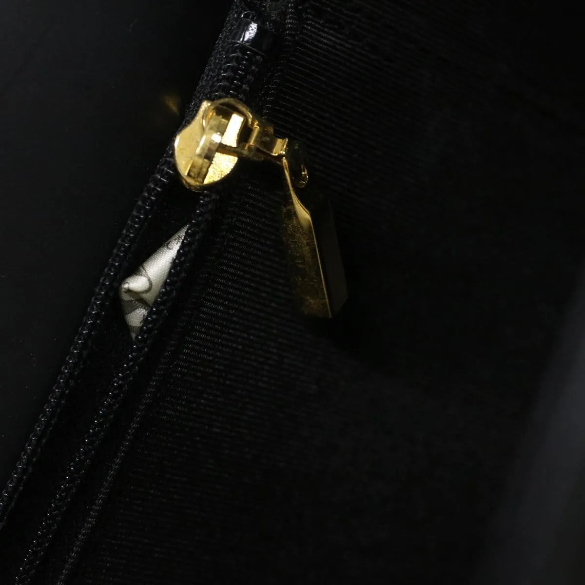 Givenchy Vintage 4G Leather, Black, Leather, Handbag