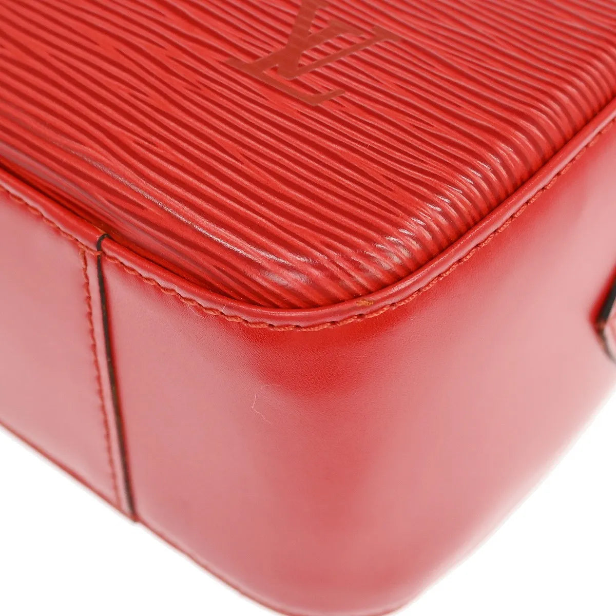 Louis Vuitton Voltaire Epi leather, Red, Leather, Shoulder Bag