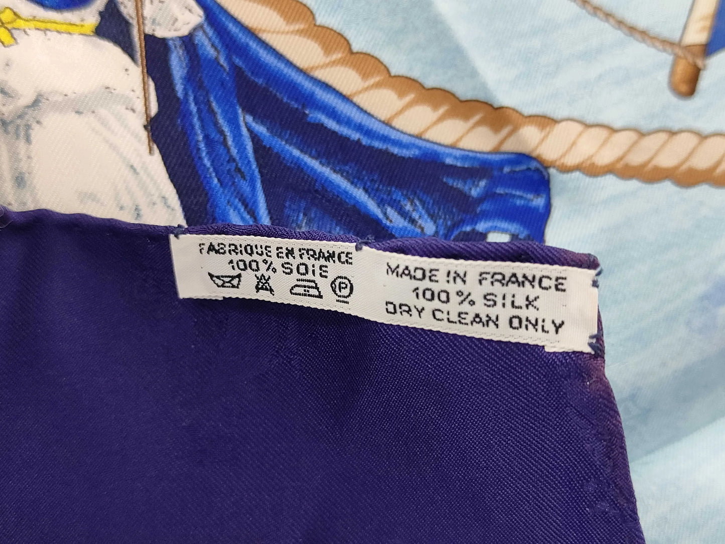 Hermes Carré 90 Silk multicolor, Multicolour, Silk, Scarf
