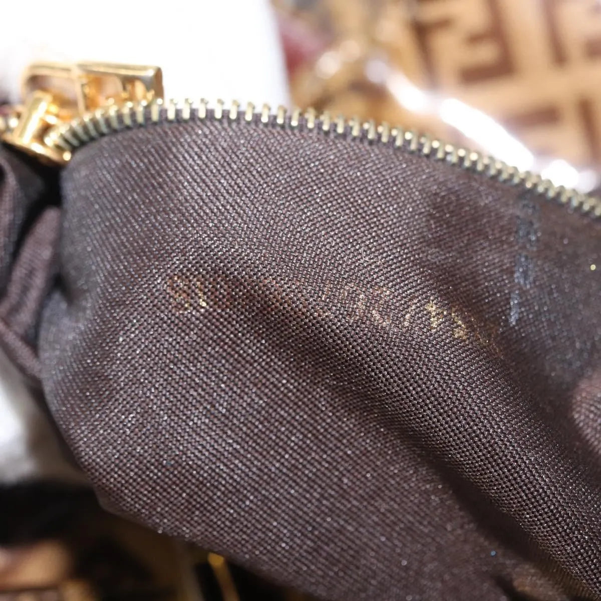 Fendi Mamma baguette Cuir verni, Brown, PVC, Shoulder Bag