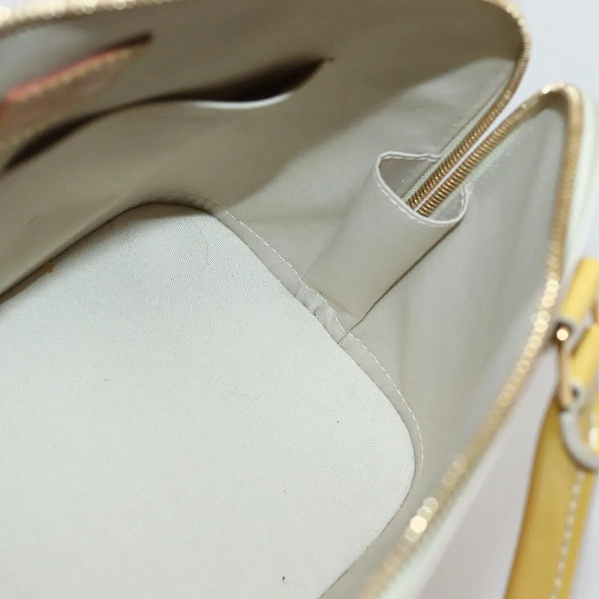 Louis Vuitton Alma Monogram Vernis, Beige, Patent Leather, Handbag