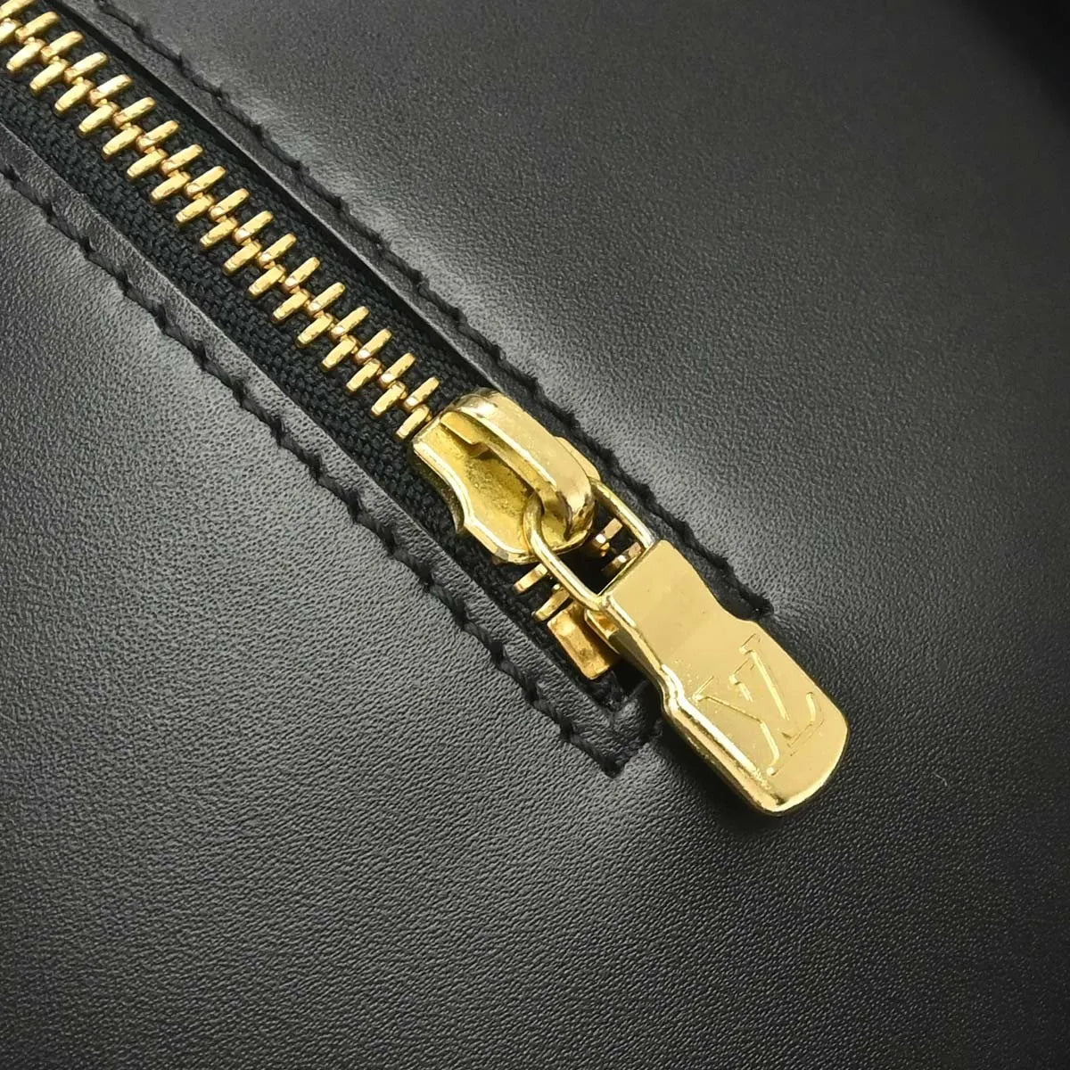 Louis Vuitton Soufflot Epi Leather, Black, Leather, Handbag