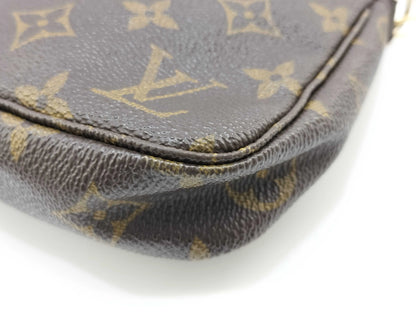 Louis Vuitton Louis Vuitton Monogramme Pochette Monogramme Canvas, Brown, Canvas, Clutch
