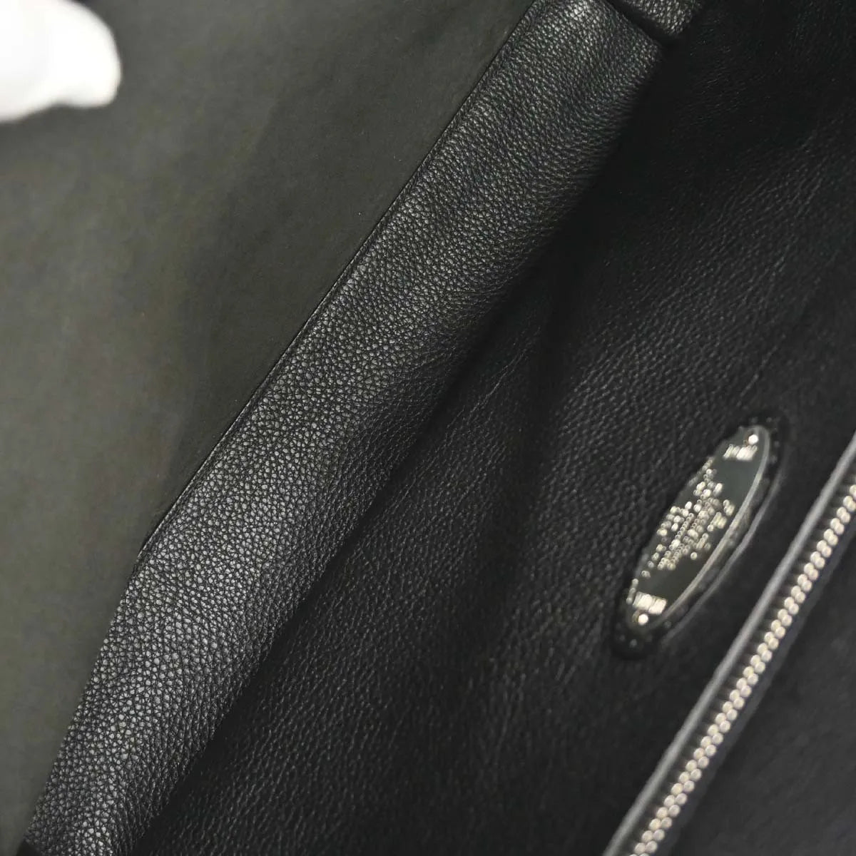 Fendi Selleria Peekaboo Fit Leather, Black, Leather, Handbag