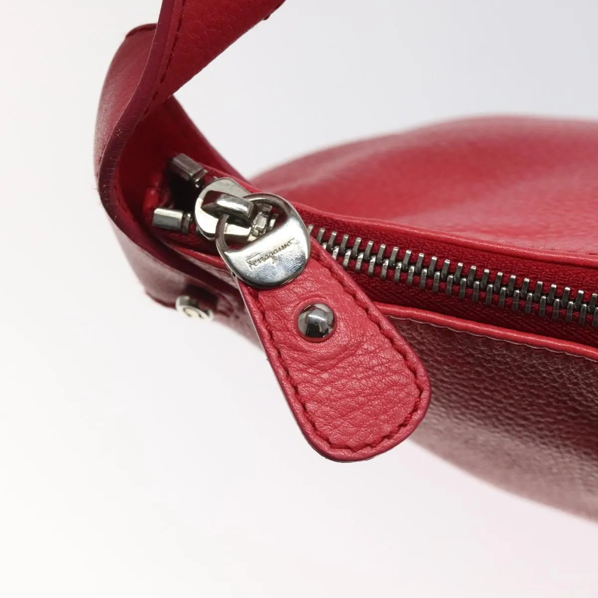 Salvatore Ferragamo Gancini Leather, Pink, Leather, Shoulder Bag
