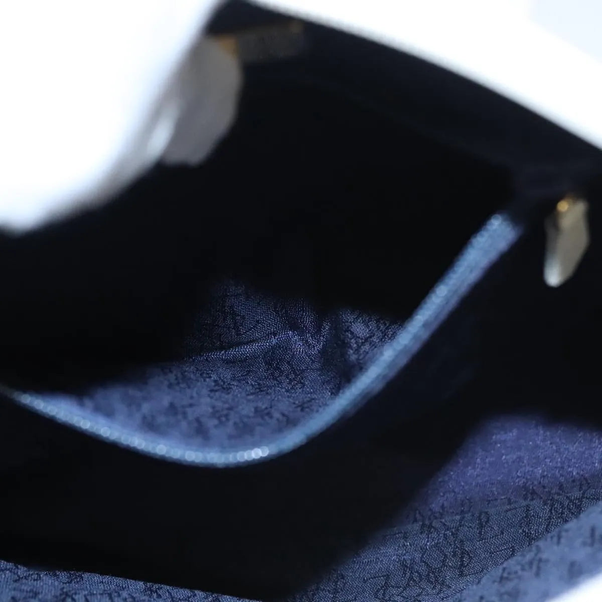 Saint Laurent Vintage Leather, White, Leather, Handbag