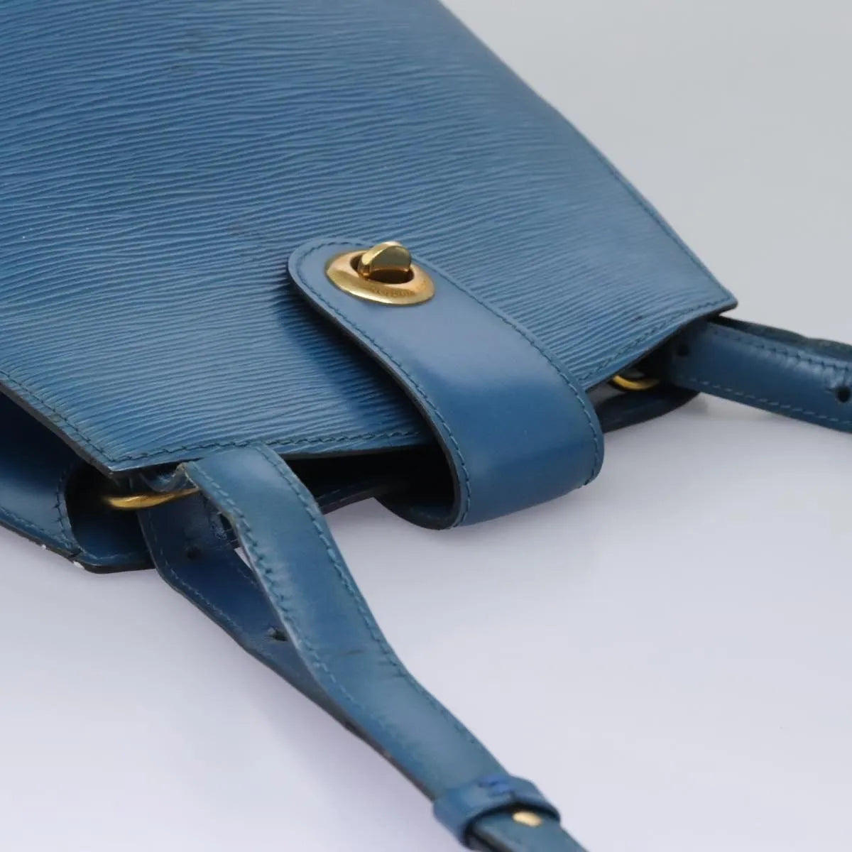 Louis Vuitton Cluny Epi Leather, Blue, Leather, Shoulder Bag