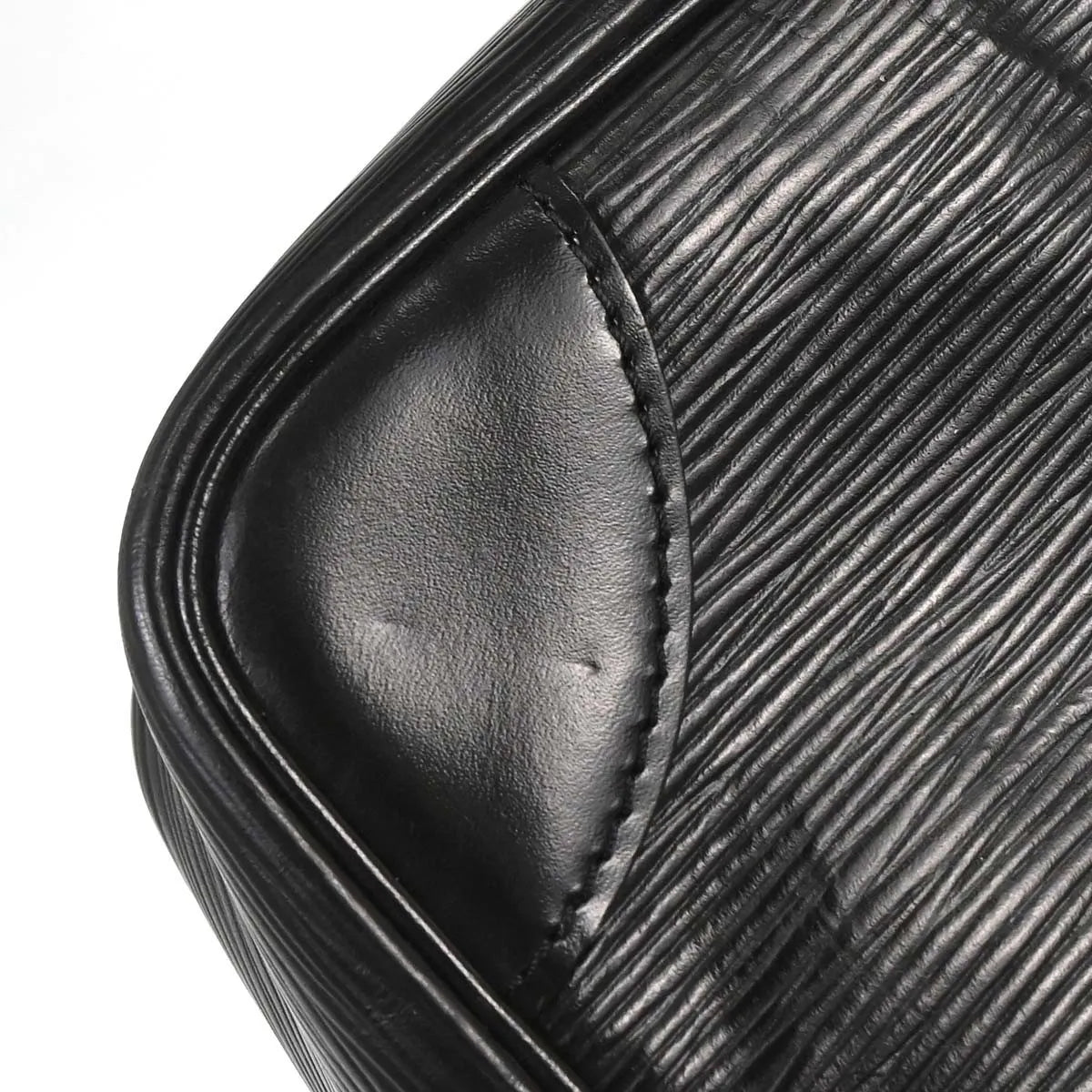 Louis Vuitton Trocadéro Epi, Black, Leather, Shoulder Bag