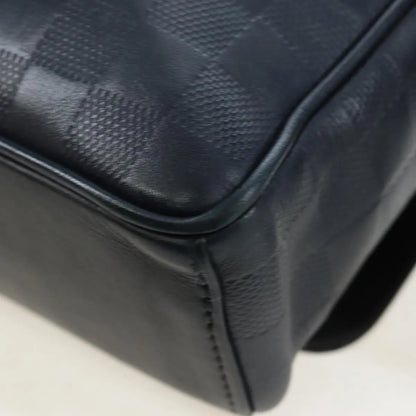 Louis Vuitton District Messenger Damier Infini Leather, Black, Leather, Shoulder Bag