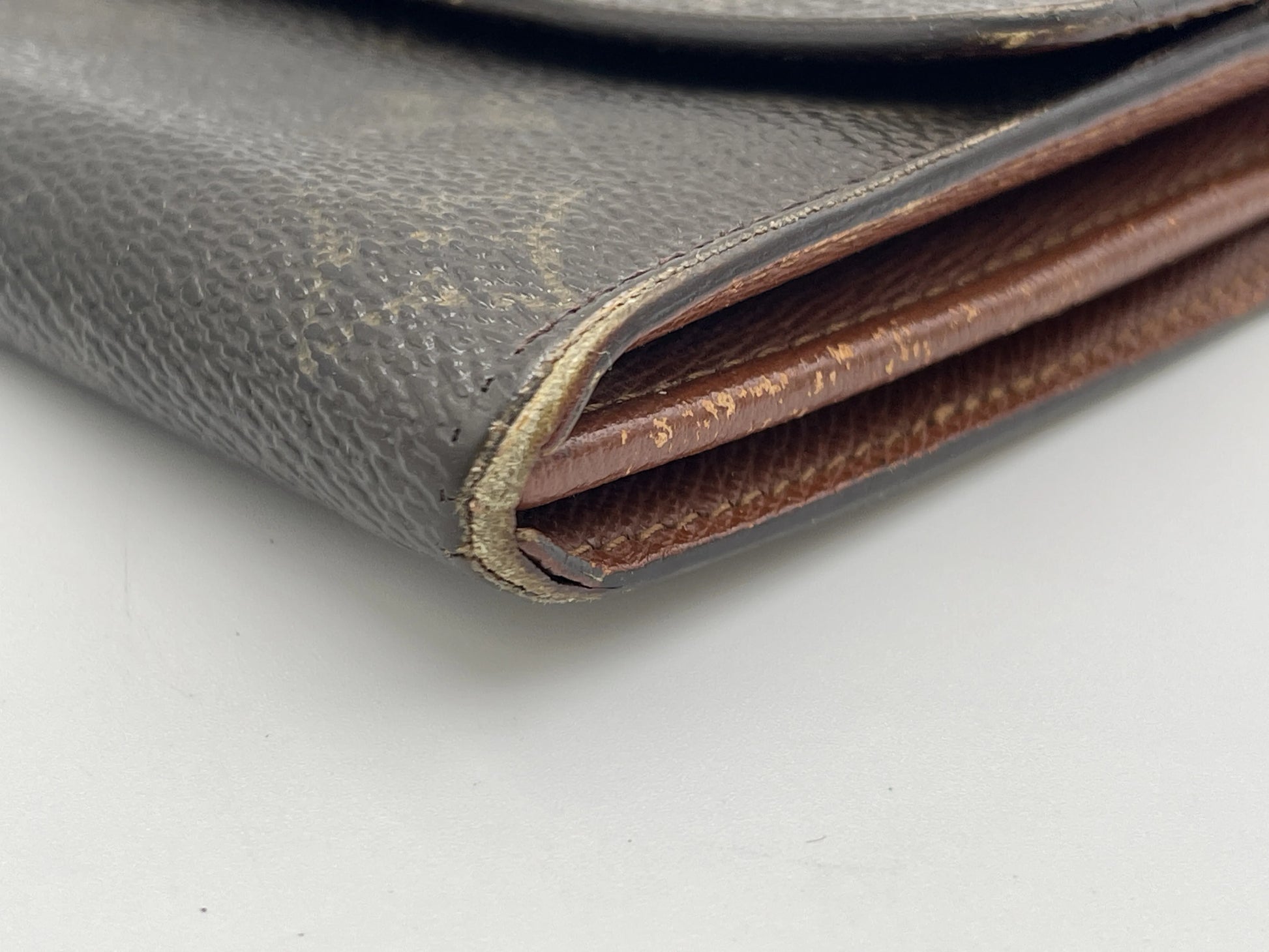 Louis Vuitton Emilie Monogram Canvas, Brown, Canvas, Wallet